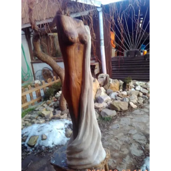 Jiří Kafuněk - Akt - ořech